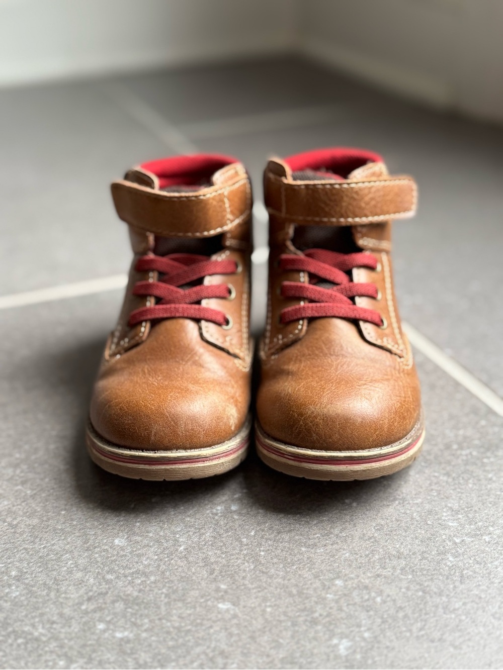 Crown Vintage Brown Kids High-Top Boots with Red Accents